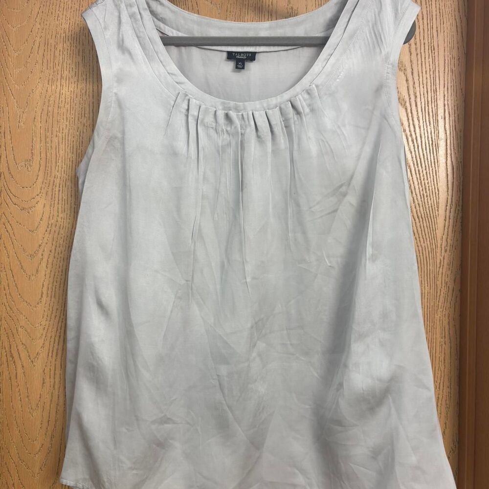Talbots Grey Sleeveless Pleat Front Shell Blouse Shell Top Size Large
